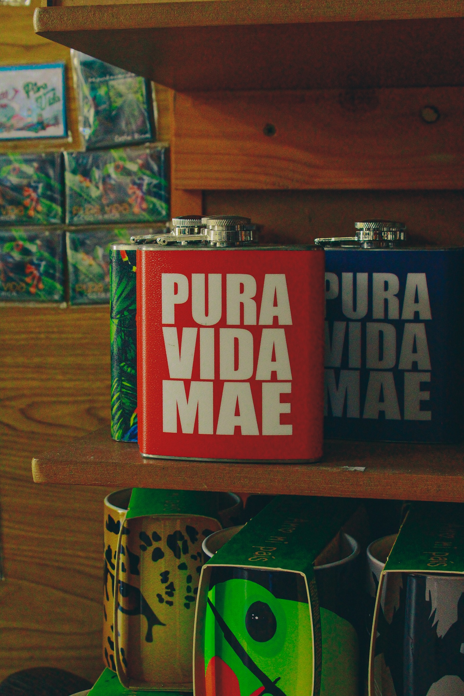 Fotografía de producto con texto Pura Vida Mae